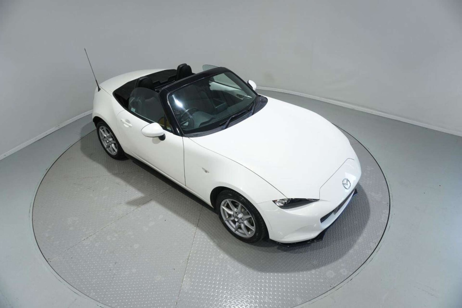 Used Mazda MX-5 2015 for sale - 77061629: Photo 10