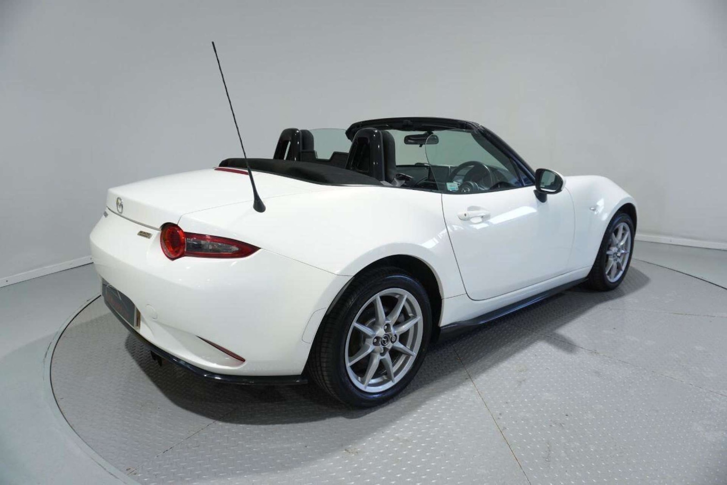Used Mazda MX-5 2015 for sale - 77061629: Photo 24