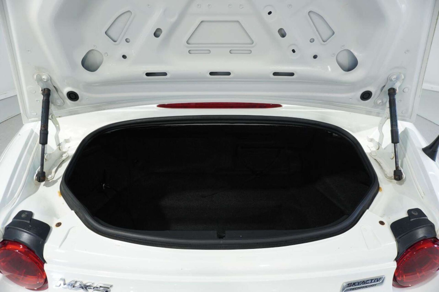 Used Mazda MX-5 2015 for sale - 77061629: Photo 30