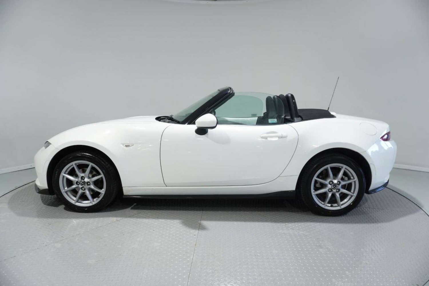 Used Mazda MX-5 2015 for sale - 77061629: Photo 53