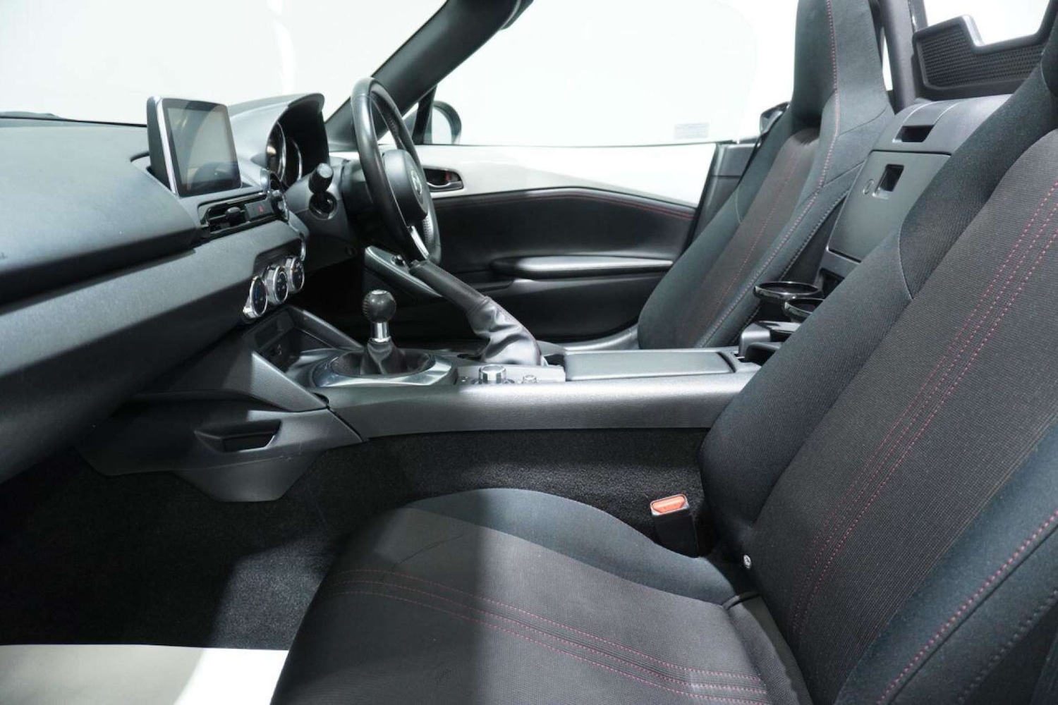 Used Mazda MX-5 2015 for sale - 77061629: Photo 57