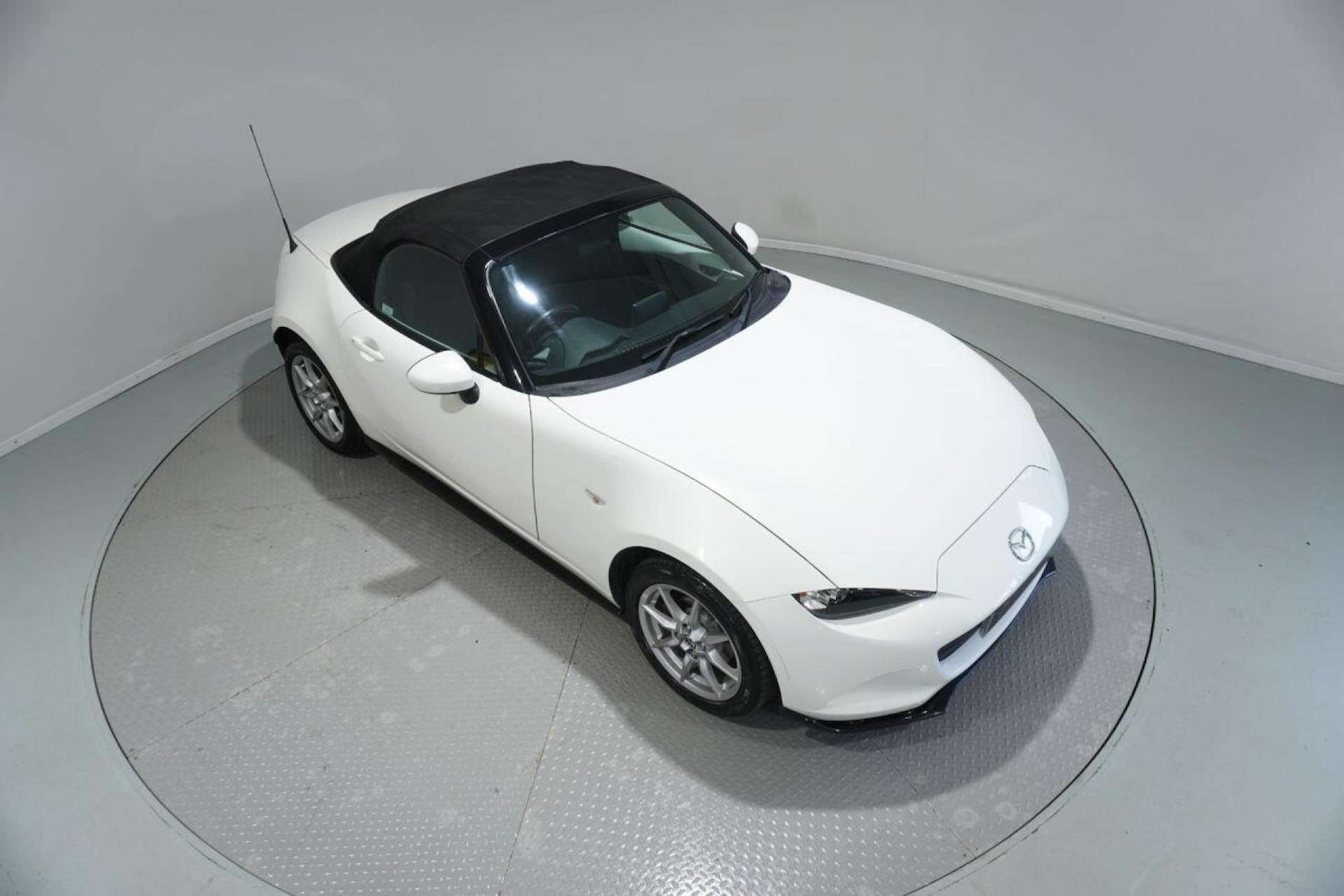 Used Mazda MX-5 2015 for sale - 77061629: Photo 6
