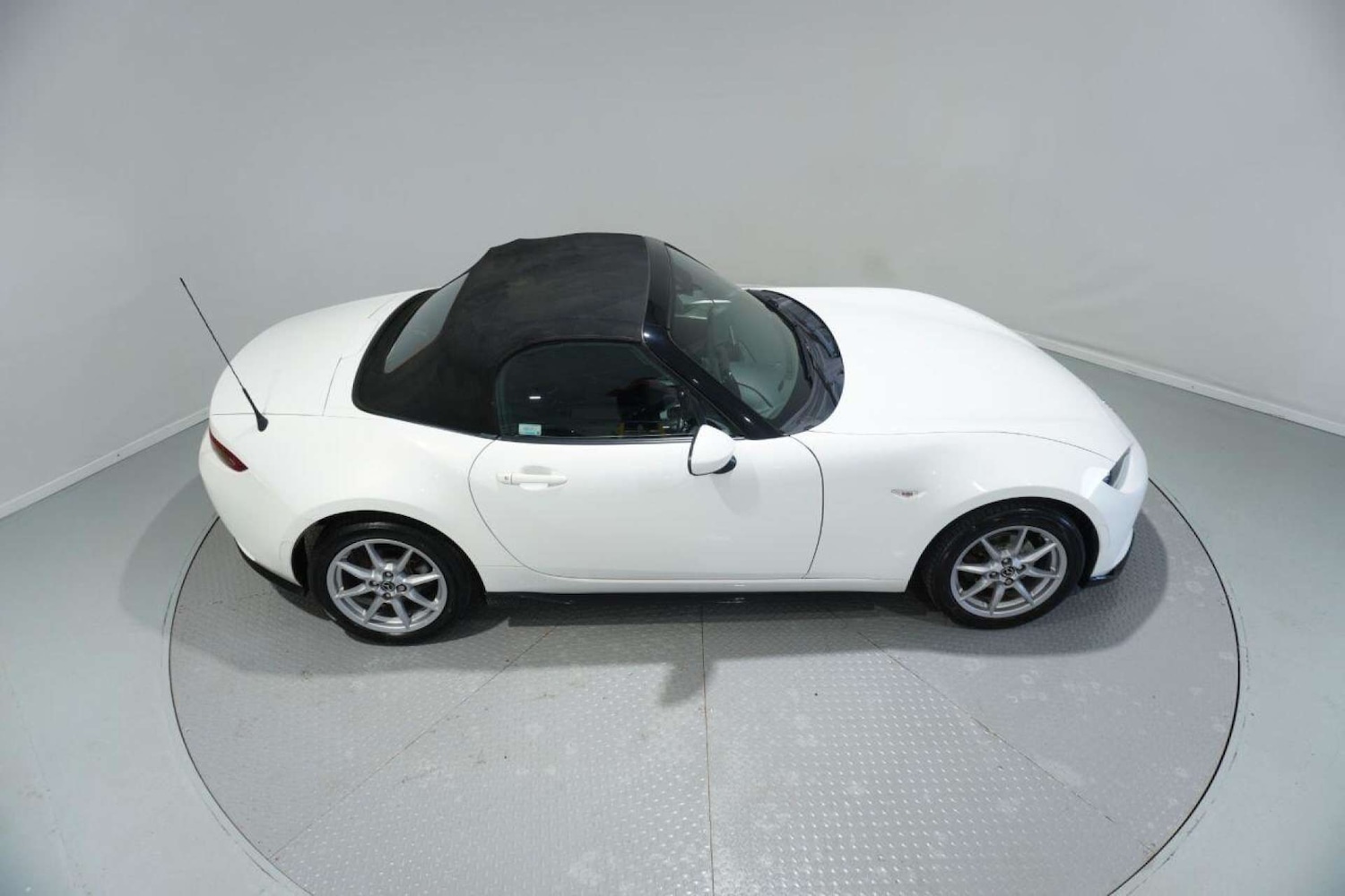 Used Mazda MX-5 2015 for sale - 77061629: Photo 7