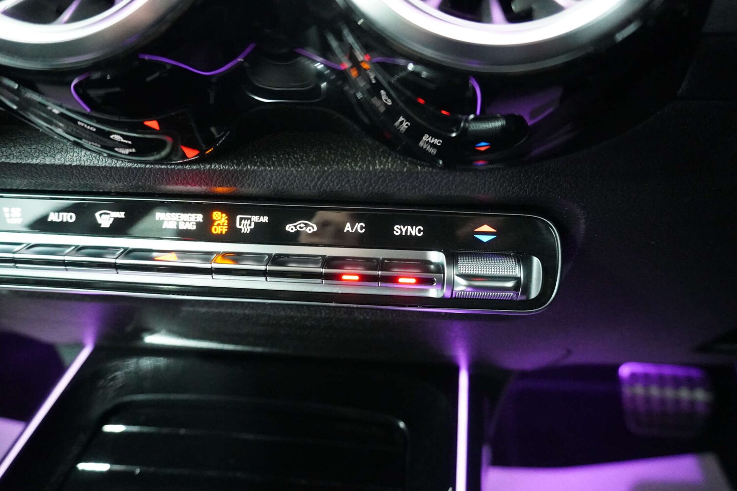 Used Mercedes-Benz GLB 2021 for sale - 77061664: Photo 77