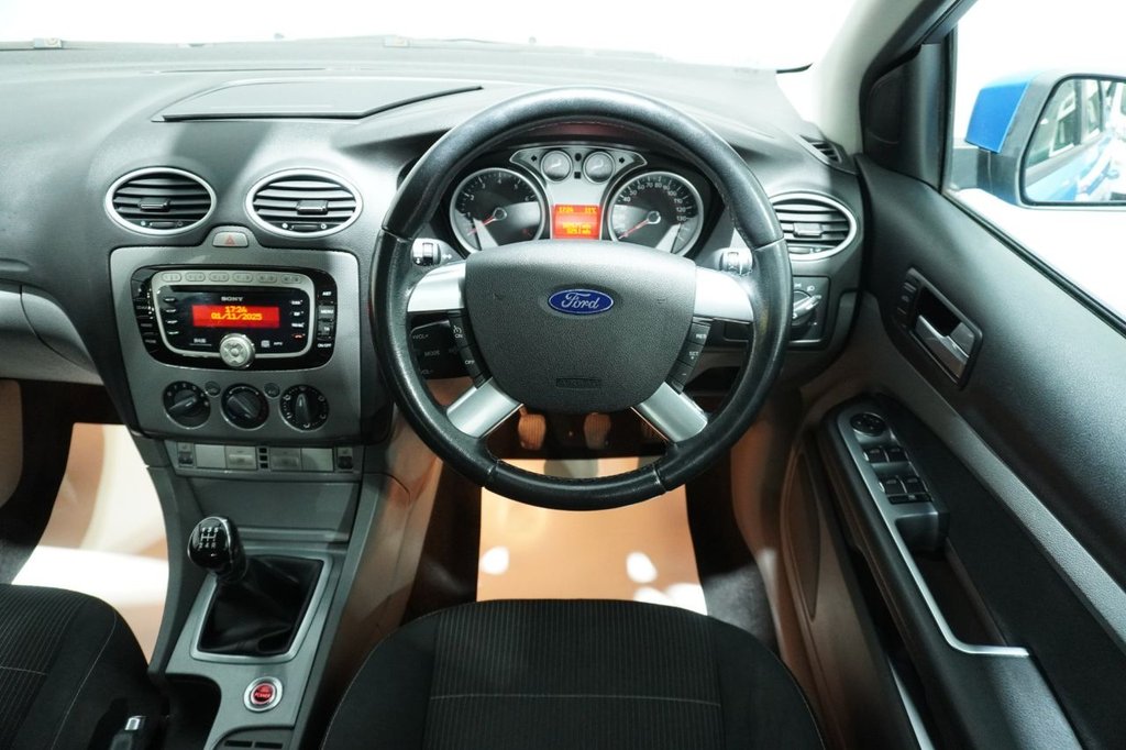 Used Ford Focus 2010 for sale - 76820608: Photo 36