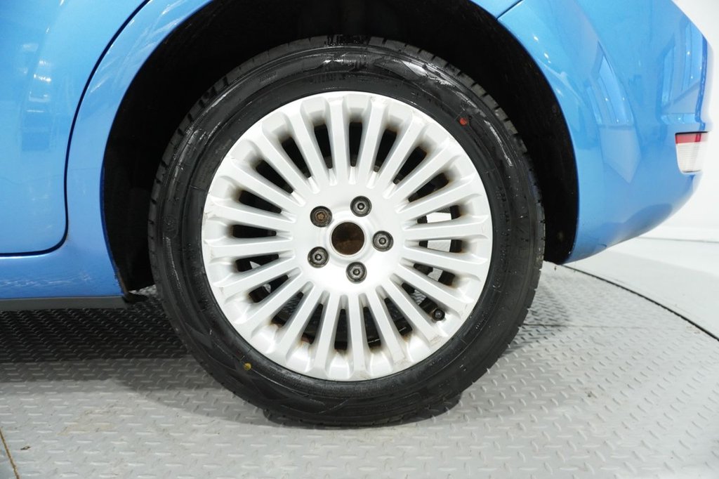 Used Ford Focus 2010 for sale - 76820608: Photo 45