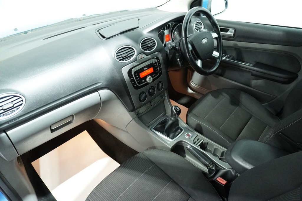 Used Ford Focus 2010 for sale - 76820608: Photo 46