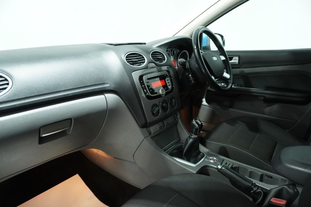 Used Ford Focus 2010 for sale - 76820608: Photo 48