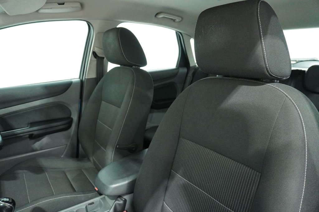 Used Ford Focus 2010 for sale - 76820608: Photo 50