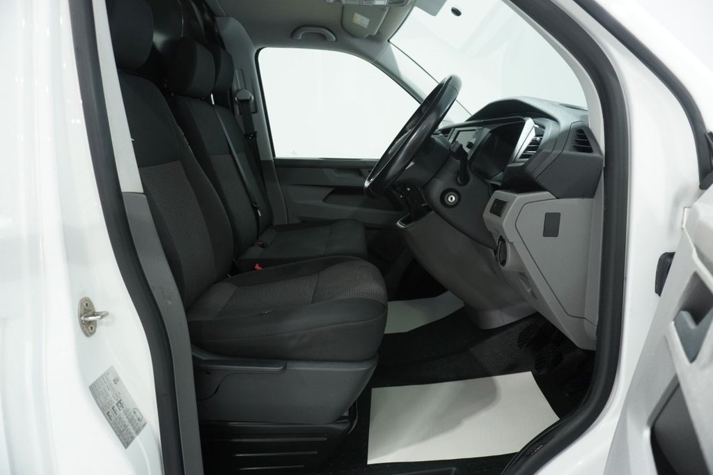 Used Volkswagen Transporter 2021 for sale - 76820310: Photo 11