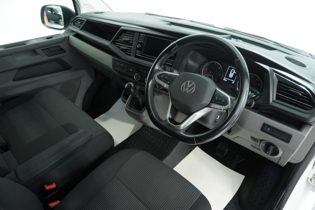 Used Volkswagen Transporter 2021 for sale - 76820310: Photo 14