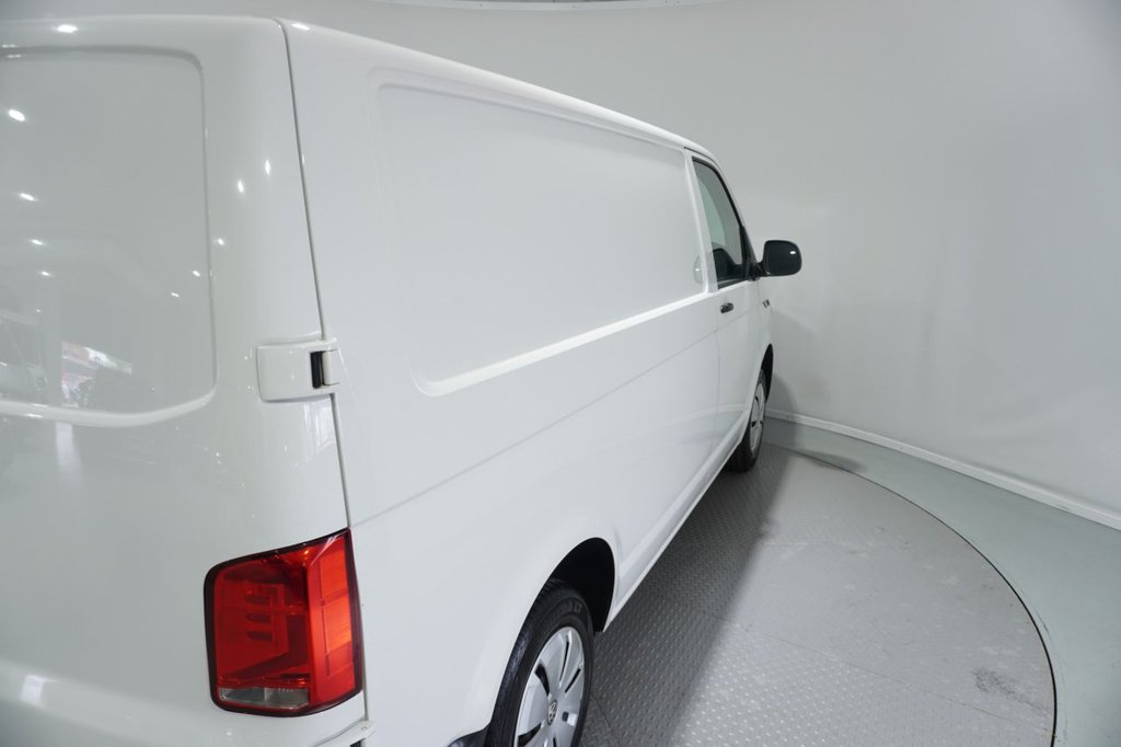 Used Volkswagen Transporter 2021 for sale - 76820310: Photo 22