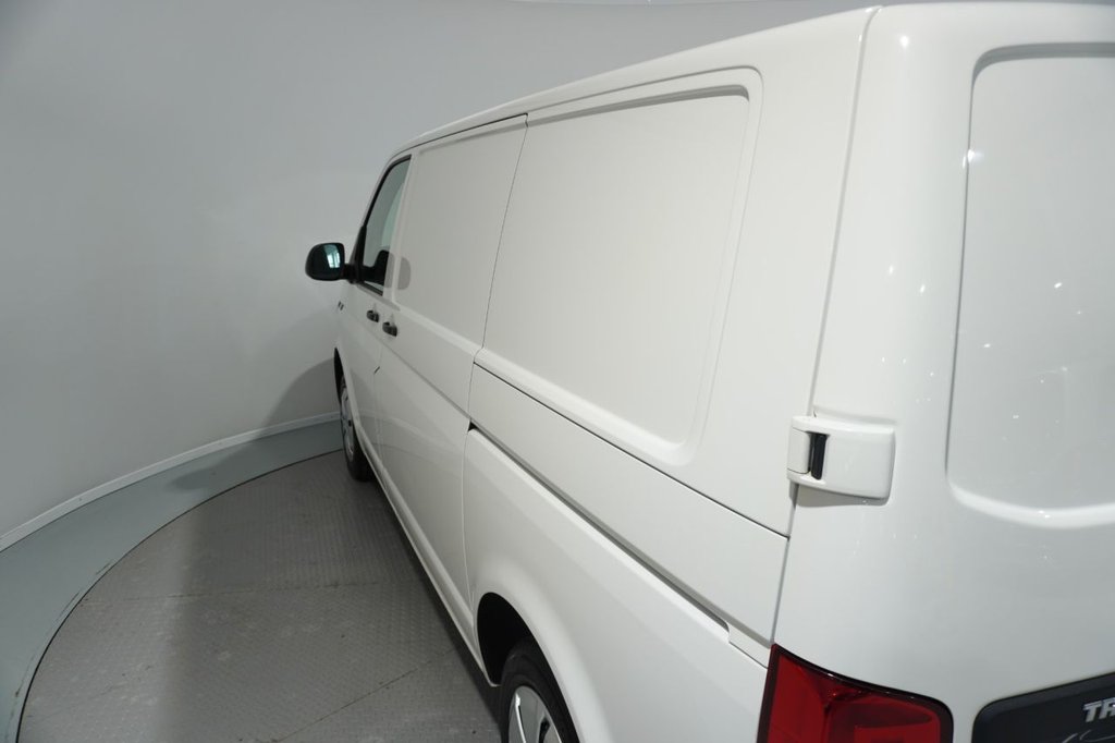 Used Volkswagen Transporter 2021 for sale - 76820310: Photo 23