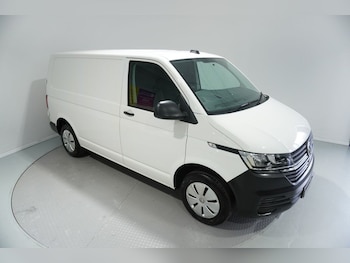 Used Volkswagen Transporter 2021 for sale - 76820310: Photo