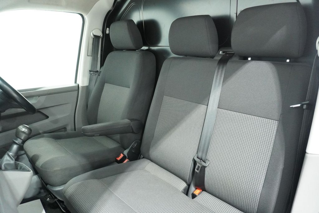 Used Volkswagen Transporter 2021 for sale - 76820310: Photo 38