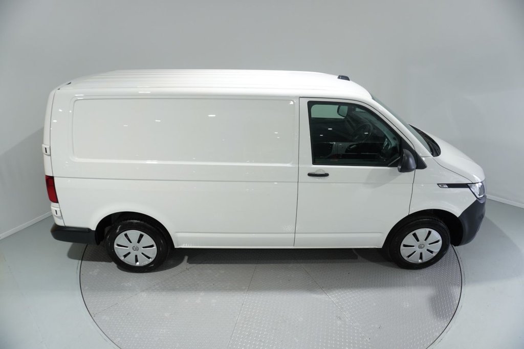 Used Volkswagen Transporter 2021 for sale - 76820310: Photo 4