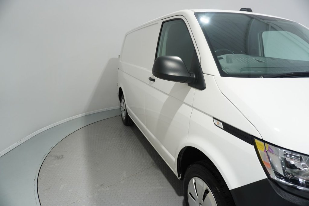 Used Volkswagen Transporter 2021 for sale - 76820310: Photo 44