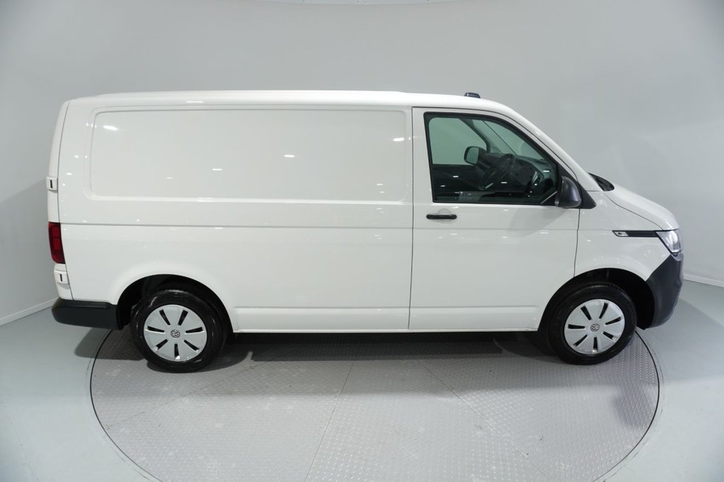 Used Volkswagen Transporter 2021 for sale - 76820310: Photo 6
