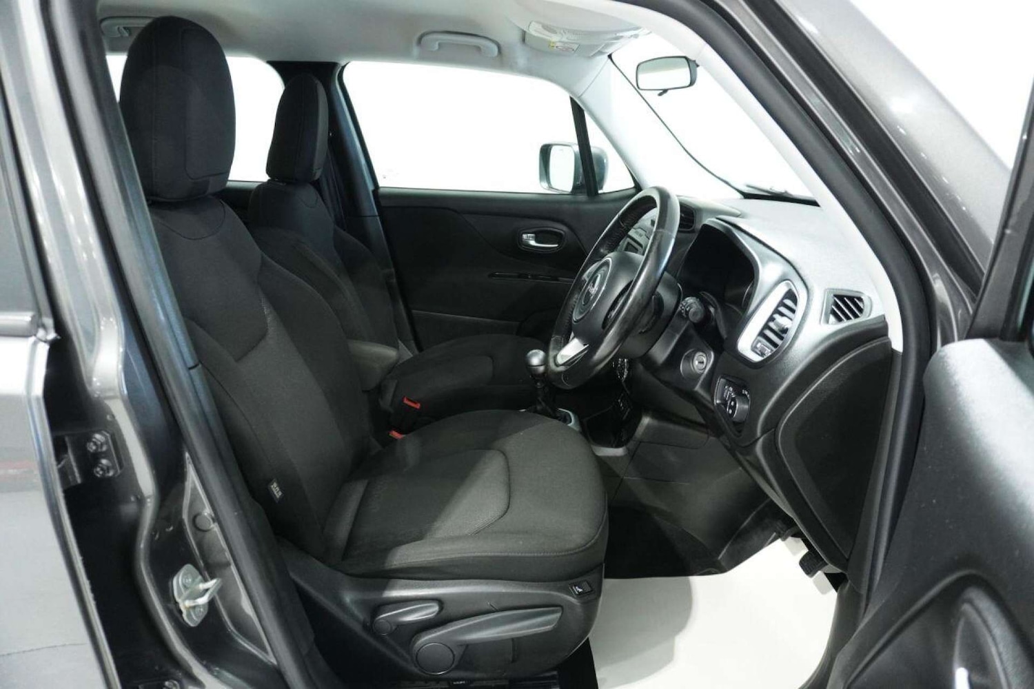 Used Jeep Renegade 2016 for sale - 77061660: Photo 13