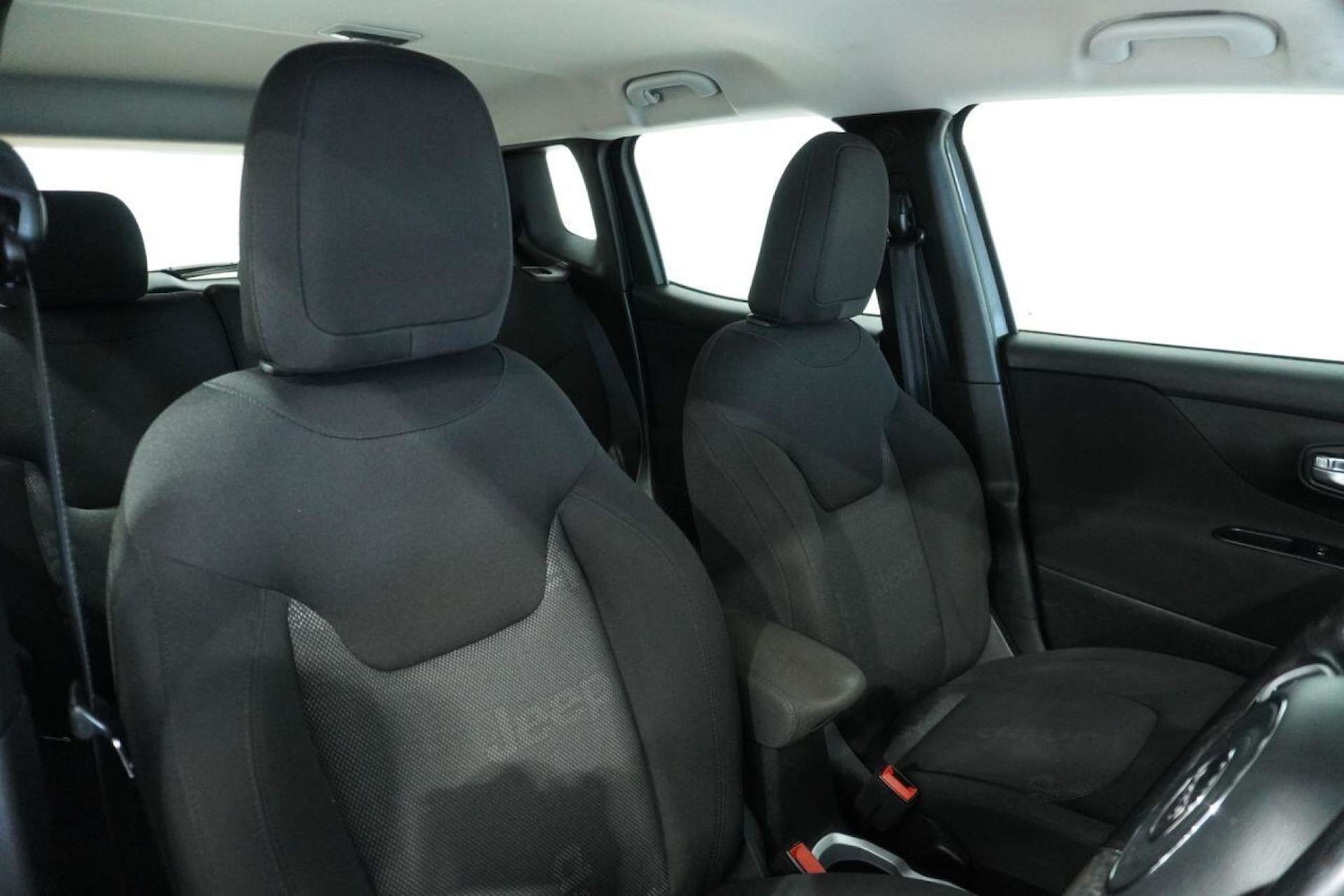 Used Jeep Renegade 2016 for sale - 77061660: Photo 15