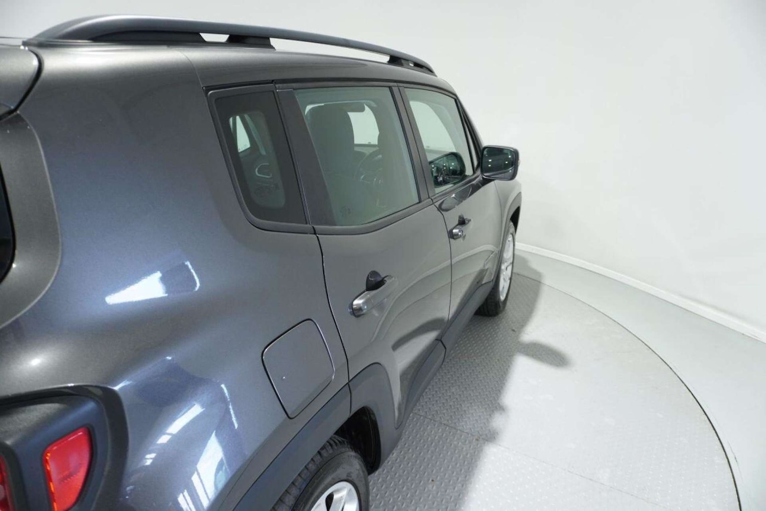 Used Jeep Renegade 2016 for sale - 77061660: Photo 24