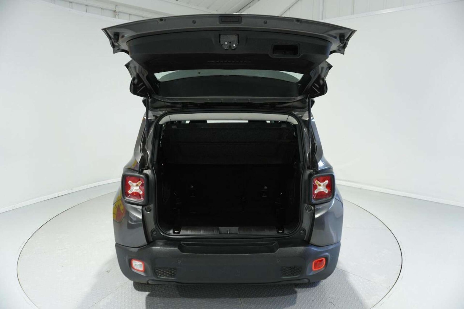 Used Jeep Renegade 2016 for sale - 77061660: Photo 26