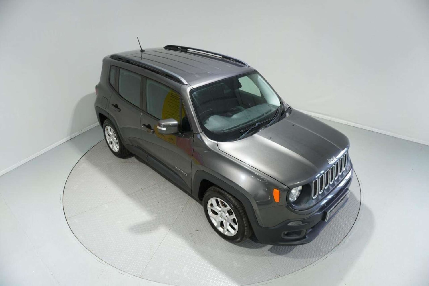 Used Jeep Renegade 2016 for sale - 77061660: Photo 3