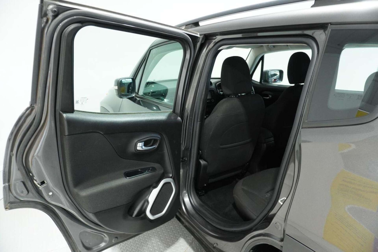 Used Jeep Renegade 2016 for sale - 77061660: Photo 32