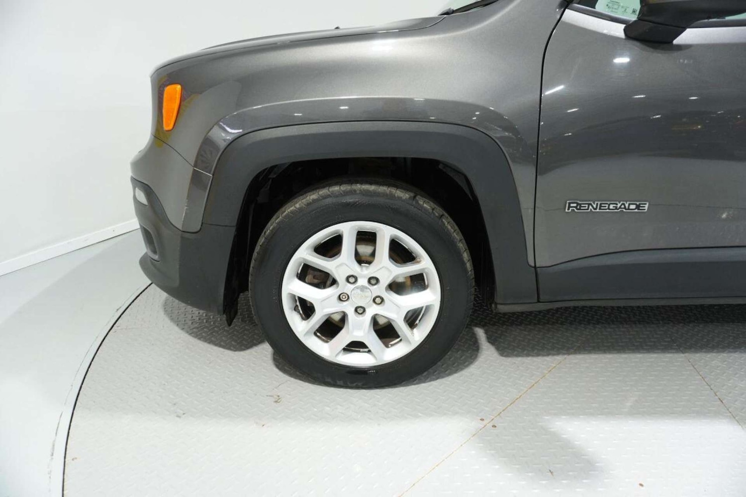 Used Jeep Renegade 2016 for sale - 77061660: Photo 40