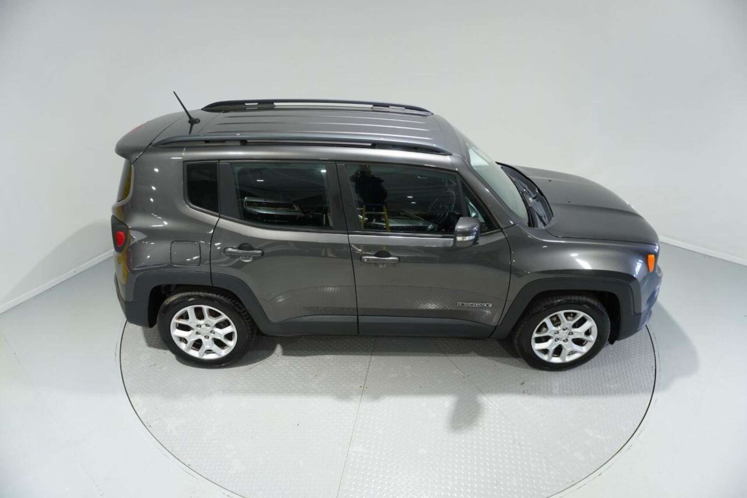 Used Jeep Renegade 2016 for sale - 77061660: Photo 5