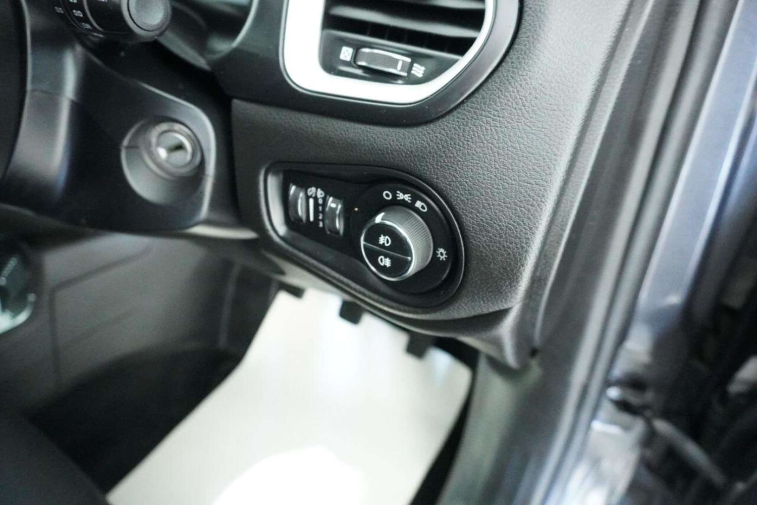 Used Jeep Renegade 2016 for sale - 77061660: Photo 59