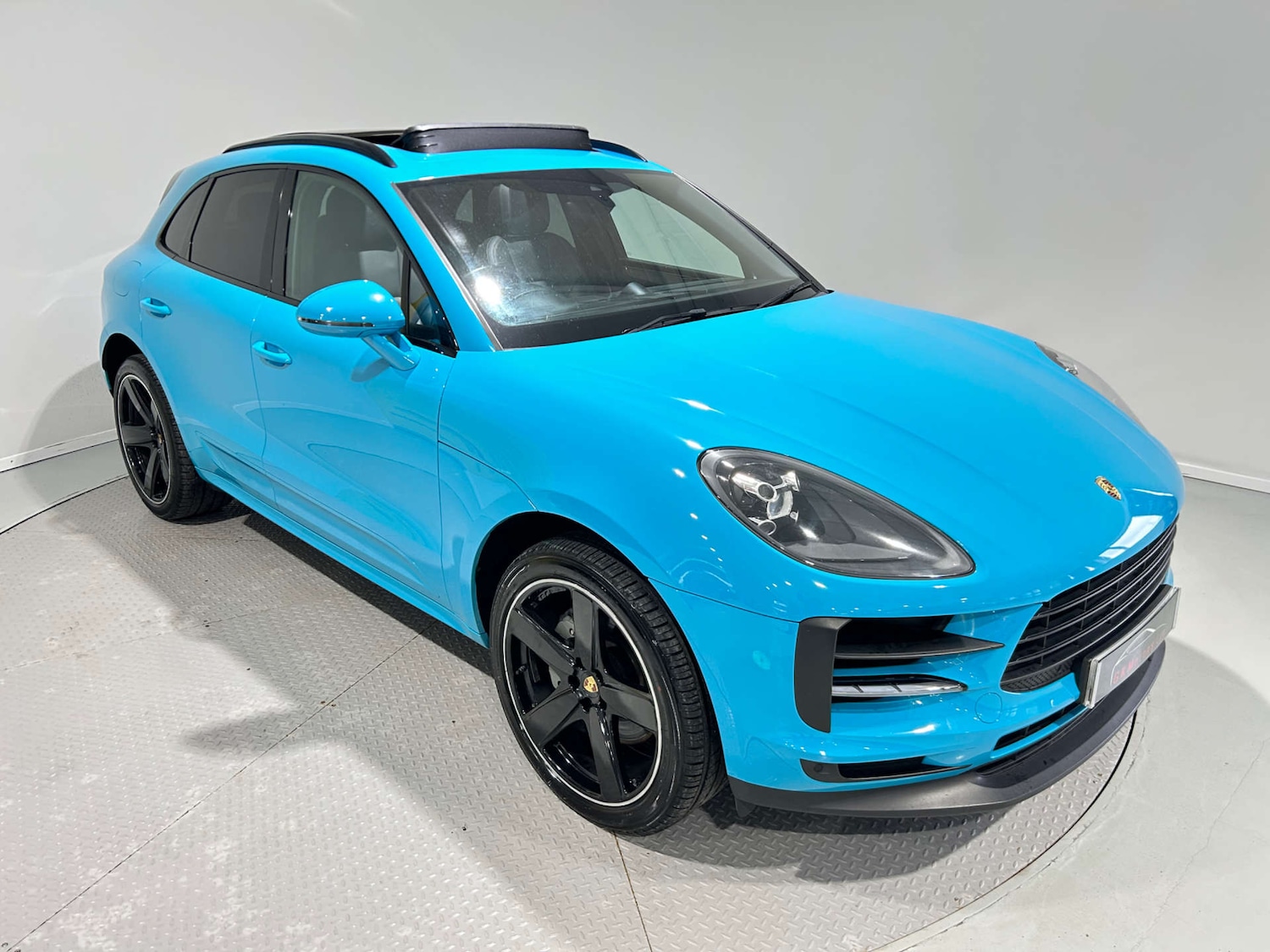 Used Porsche Macan 2019 for sale - 77453623: Photo 1