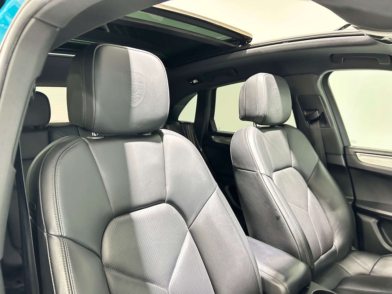 Used Porsche Macan 2019 for sale - 77453623: Photo 15