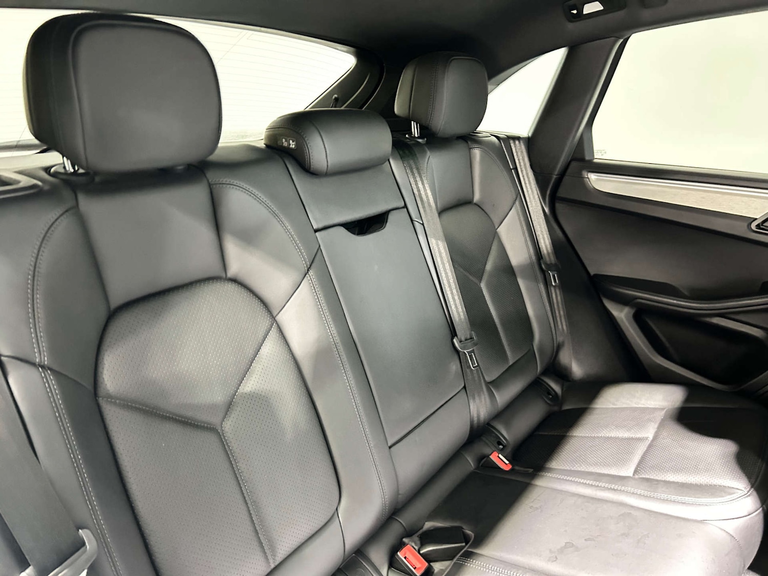 Used Porsche Macan 2019 for sale - 77453623: Photo 18