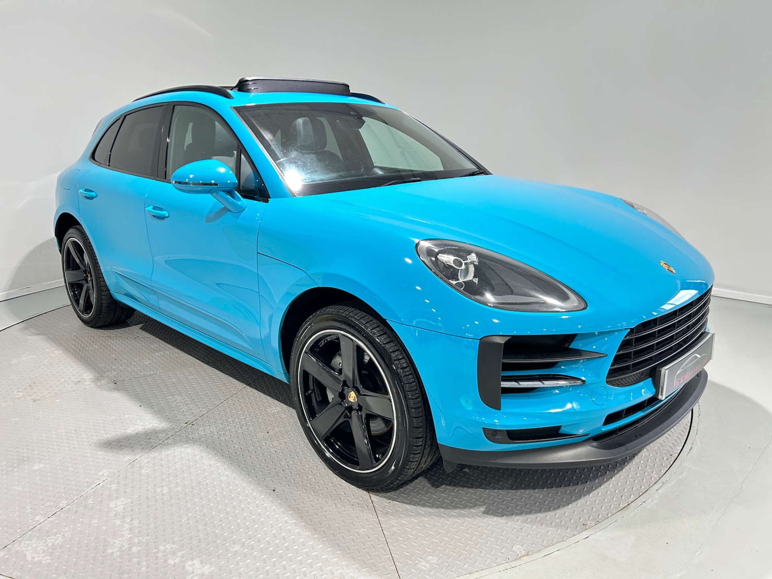 Used Porsche Macan 2019 for sale - 77453623: Photo 2