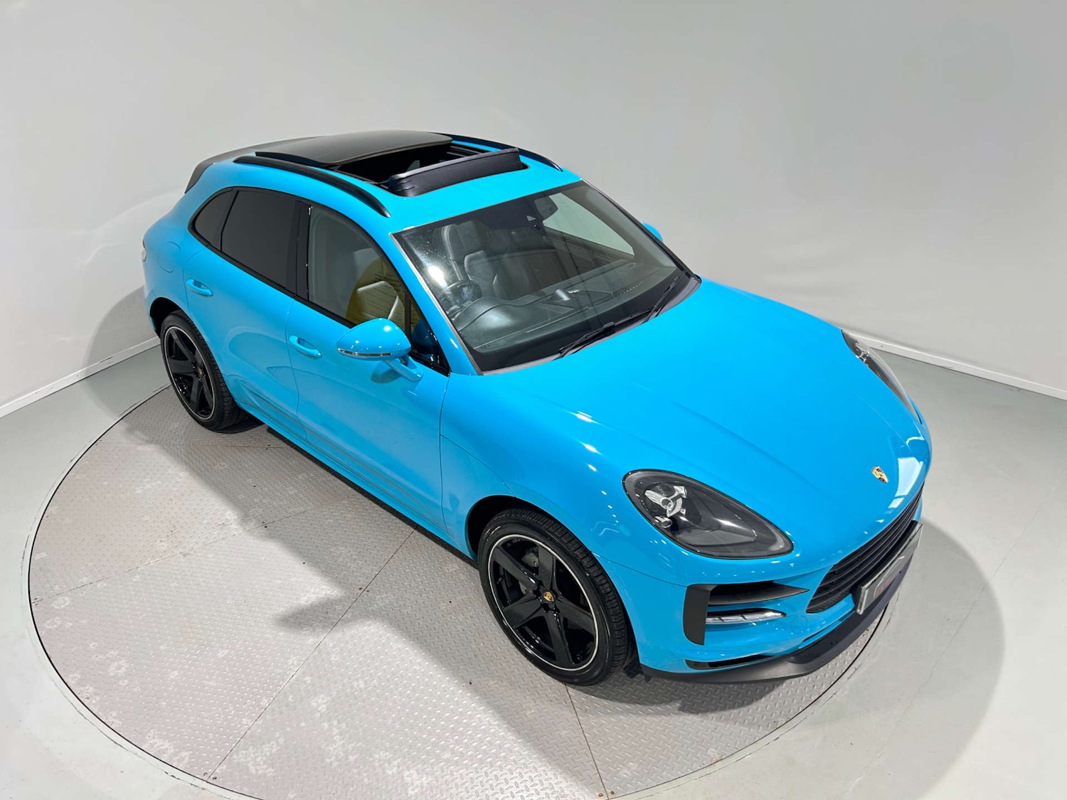 Used Porsche Macan 2019 for sale - 77453623: Photo 3