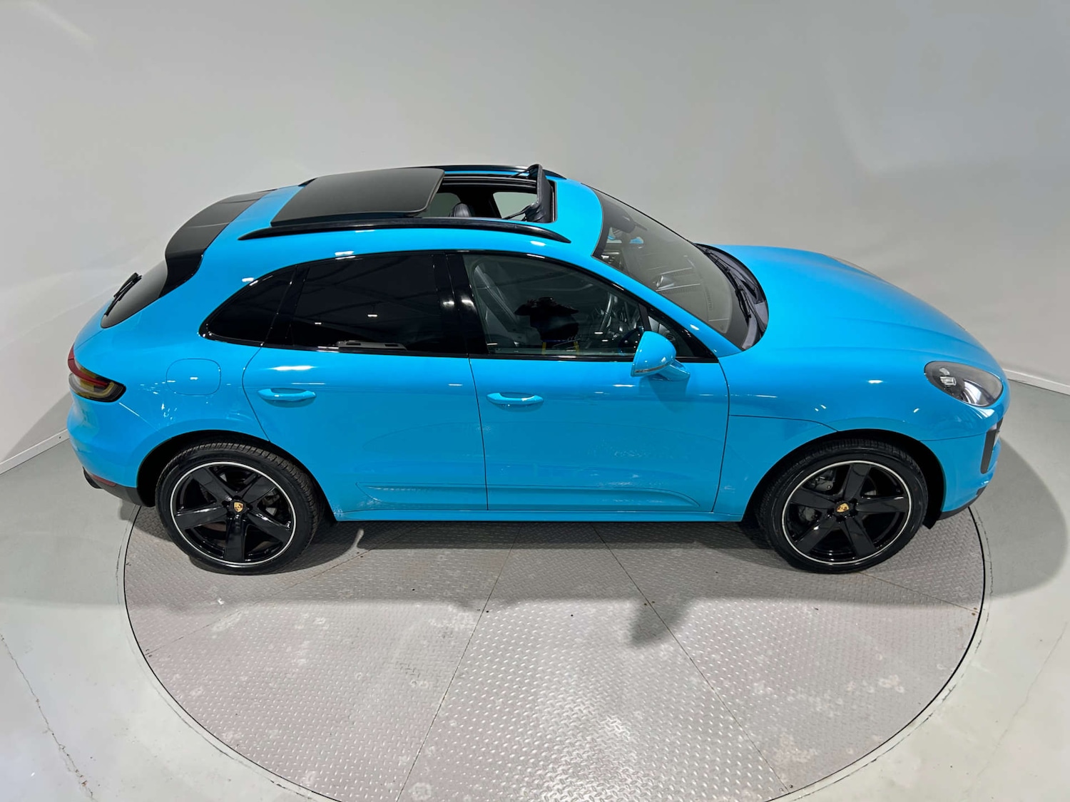 Used Porsche Macan 2019 for sale - 77453623: Photo 4