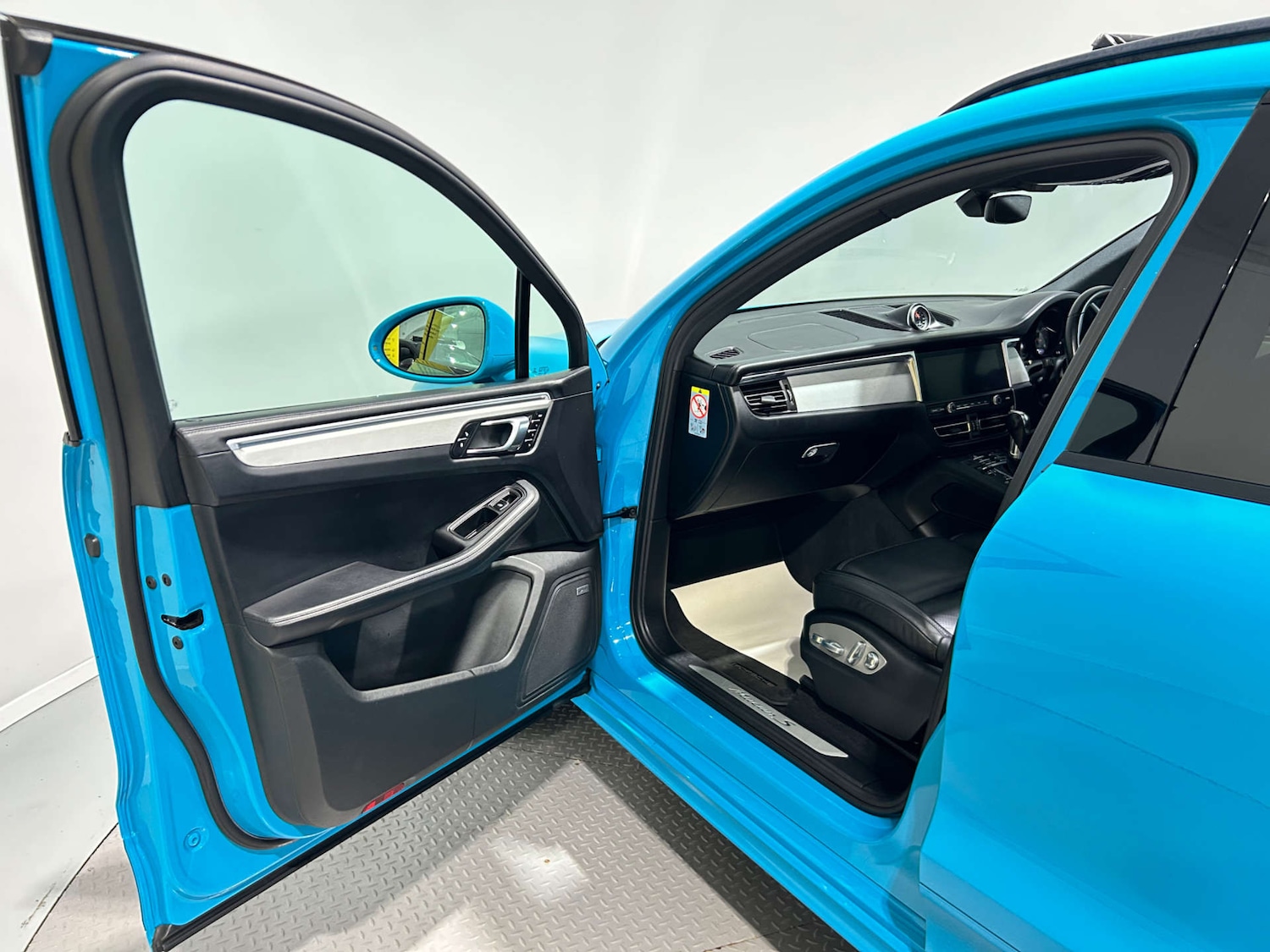 Used Porsche Macan 2019 for sale - 77453623: Photo 42