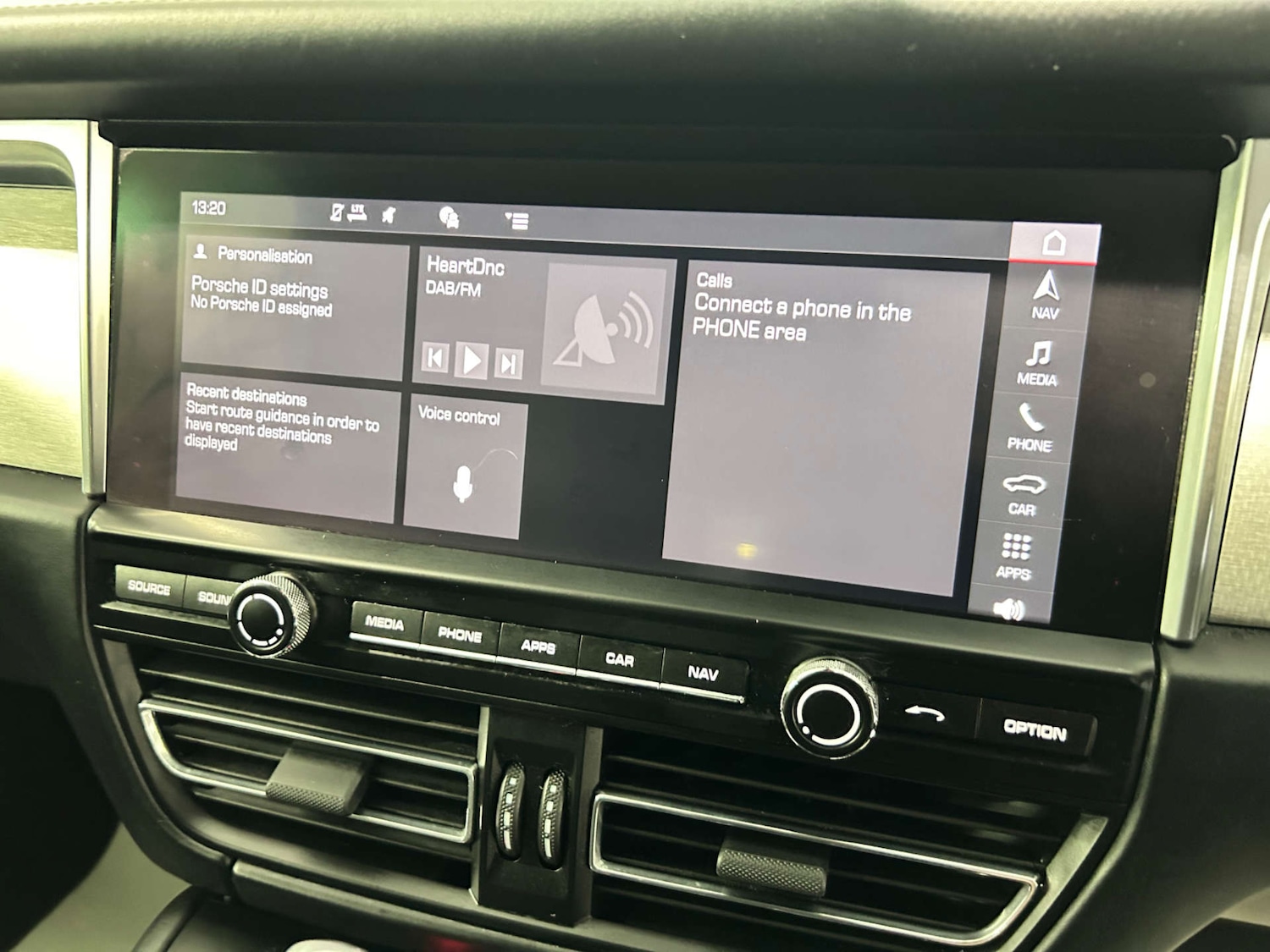 Used Porsche Macan 2019 for sale - 77453623: Photo 56