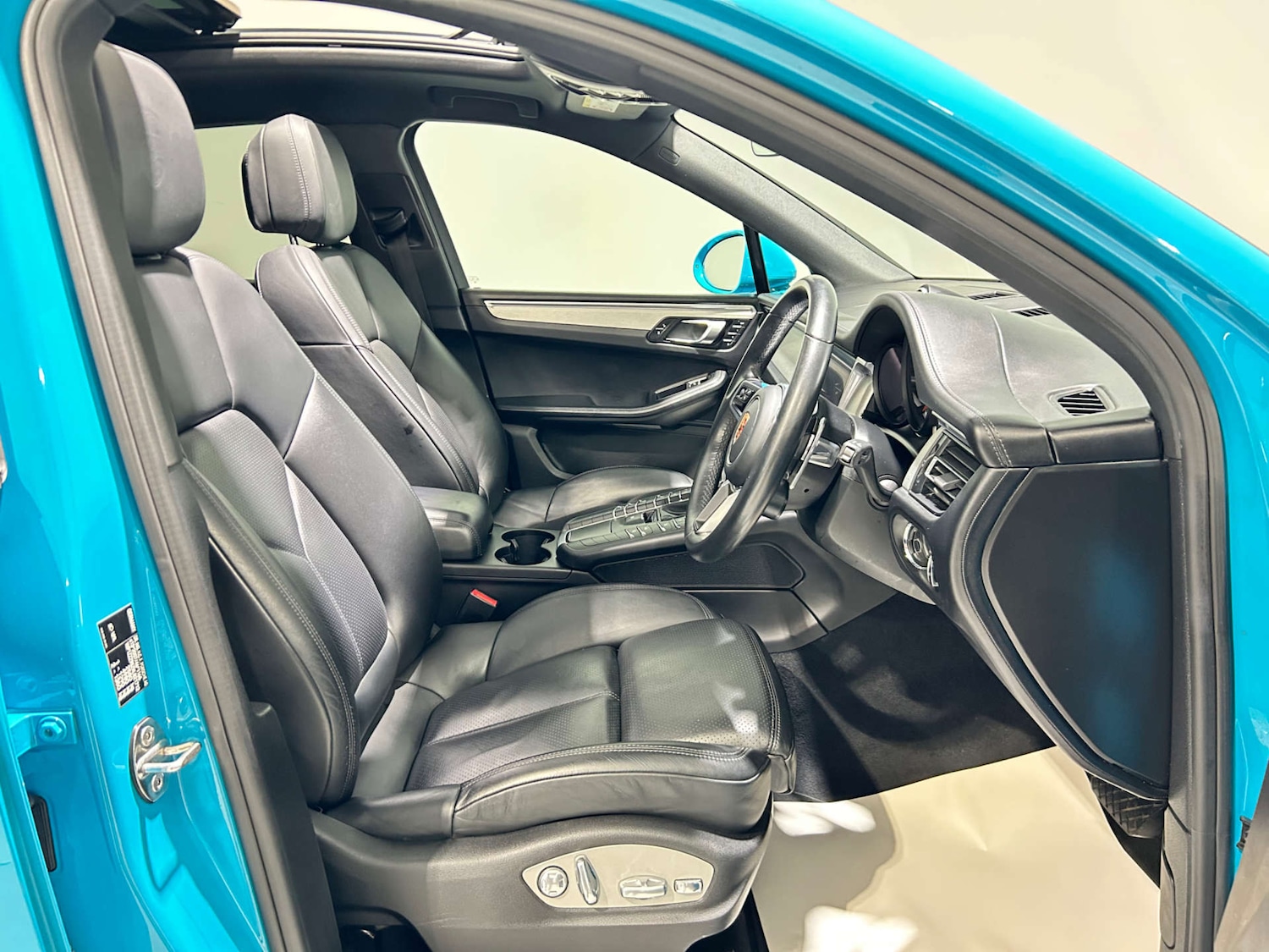 Used Porsche Macan 2019 for sale - 77453623: Photo 9