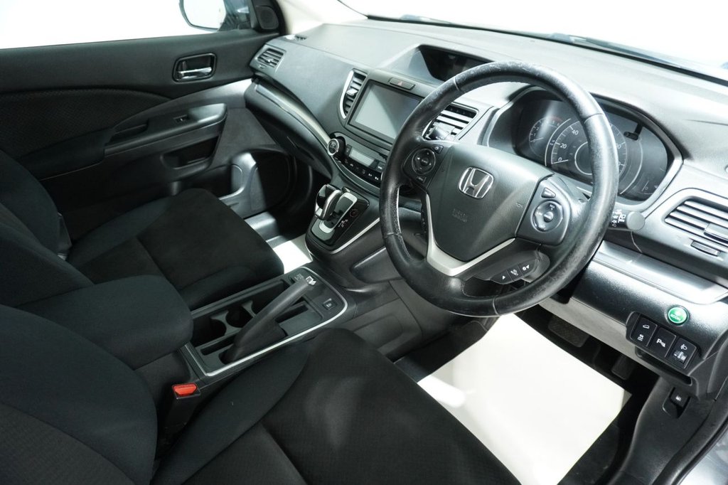 Used Honda CR-V 2018 for sale - 76820610: Photo 13