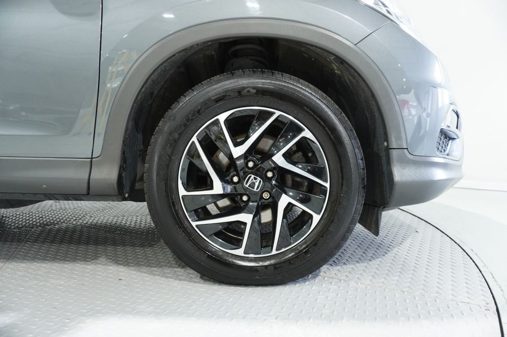 Used Honda CR-V 2018 for sale - 76820610: Photo 9