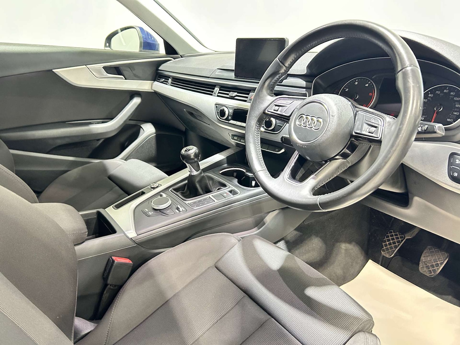 Used Audi A4 2015 for sale - 77172481: Photo 11