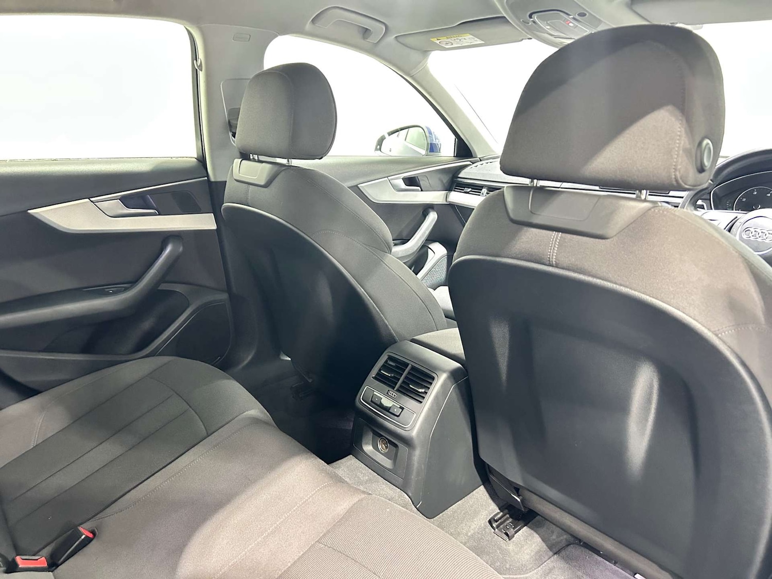 Used Audi A4 2015 for sale - 77172481: Photo 15