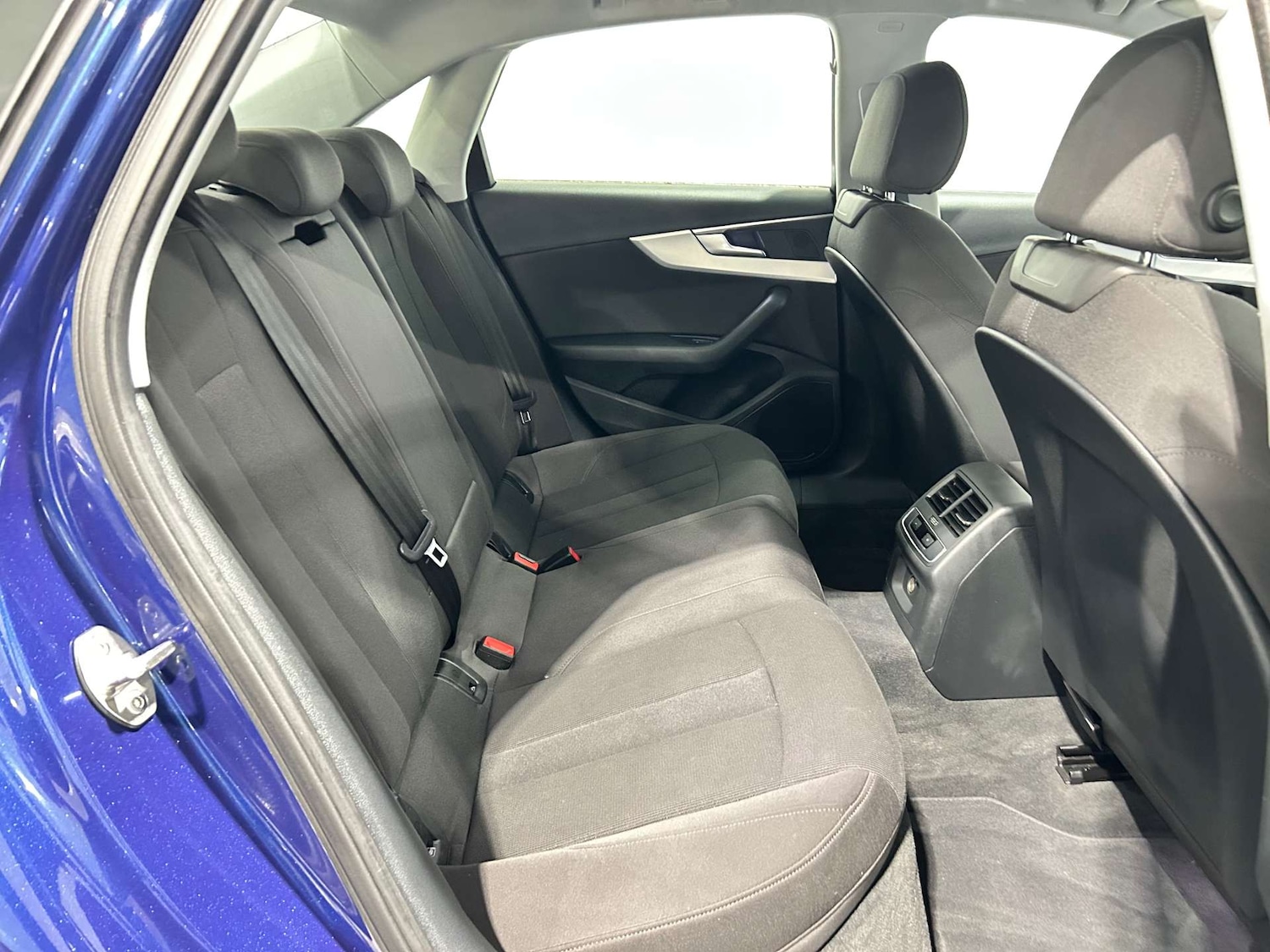 Used Audi A4 2015 for sale - 77172481: Photo 16