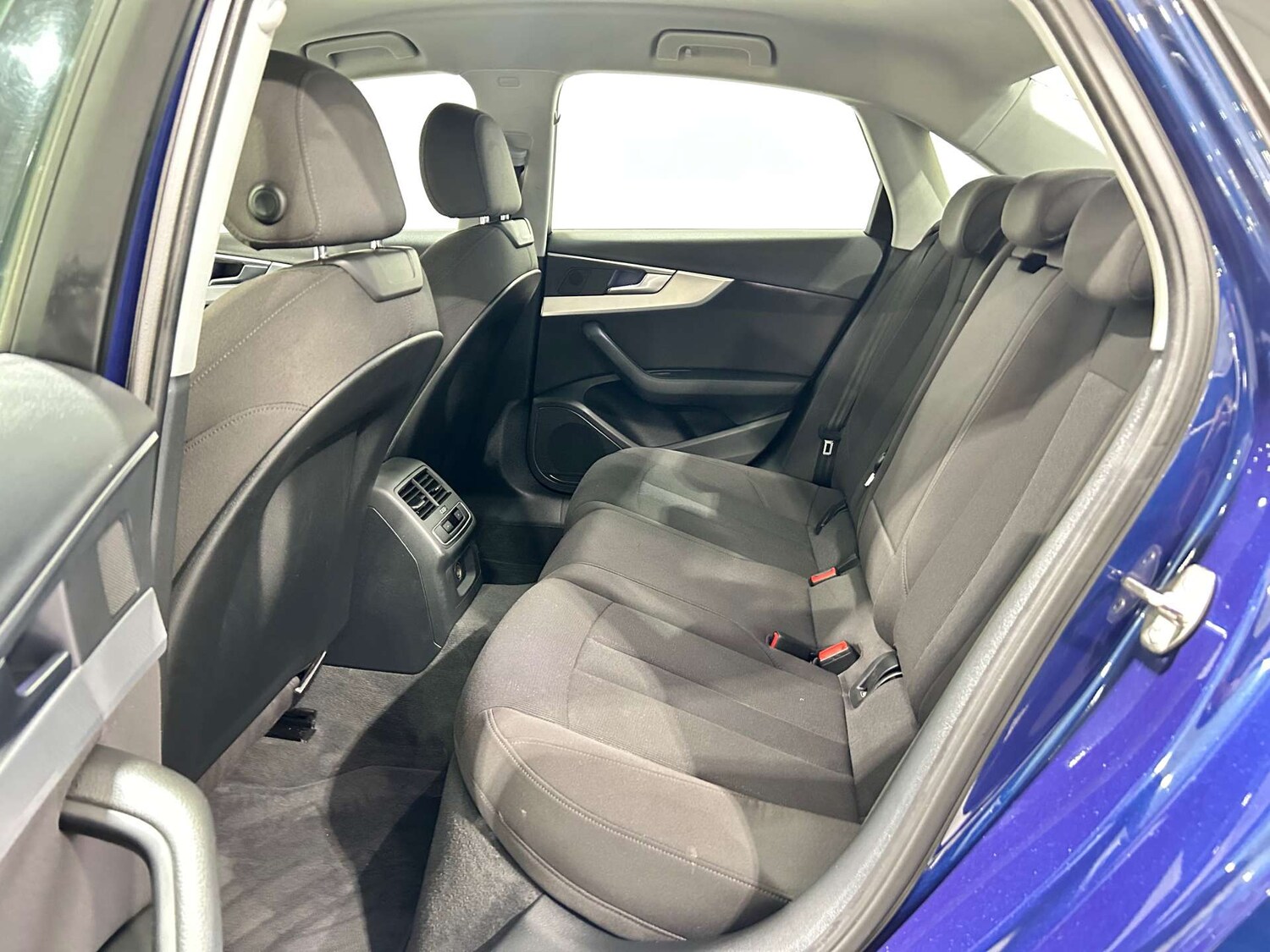 Used Audi A4 2015 for sale - 77172481: Photo 45