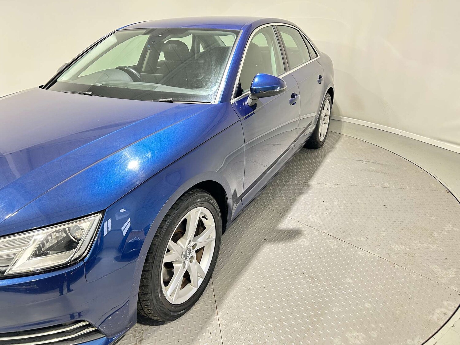 Used Audi A4 2015 for sale - 77172481: Photo 52