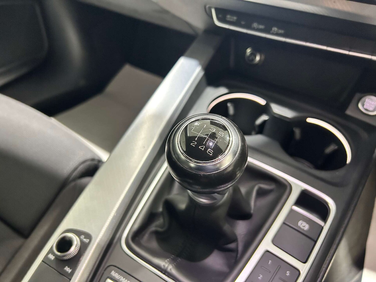 Used Audi A4 2015 for sale - 77172481: Photo 67