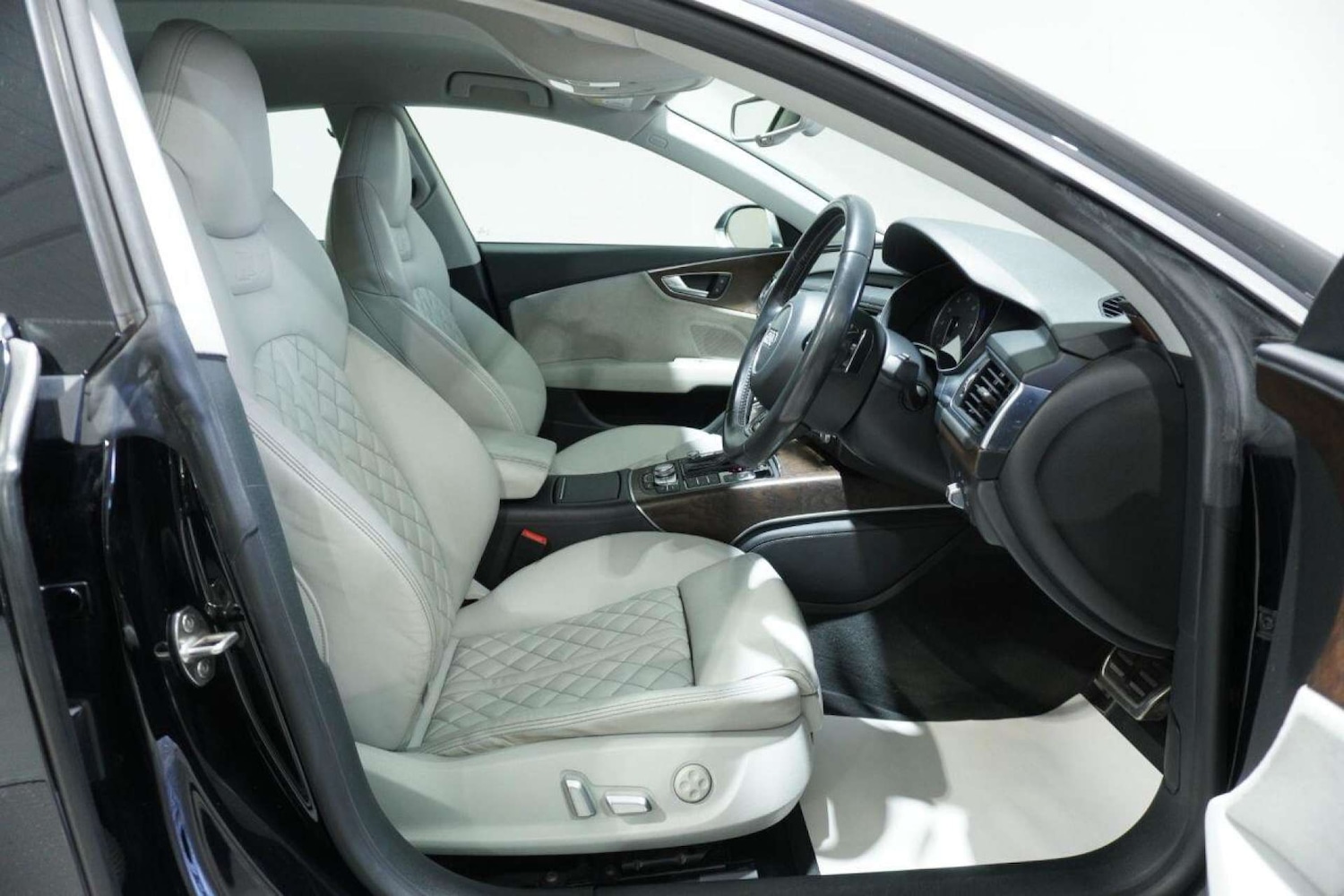 Used Audi A7 2016 for sale - 77061677: Photo 10