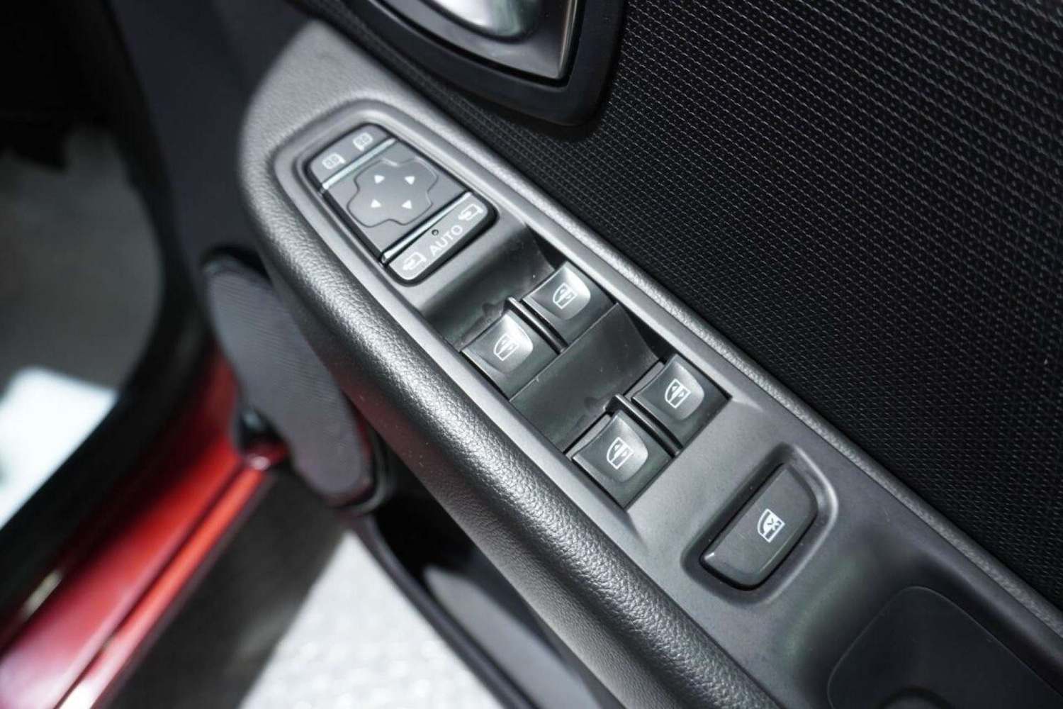 Used Renault Clio 2017 for sale - 77061689: Photo 47